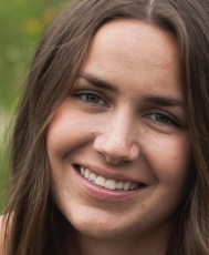 <Name>Emma Narum</Name>